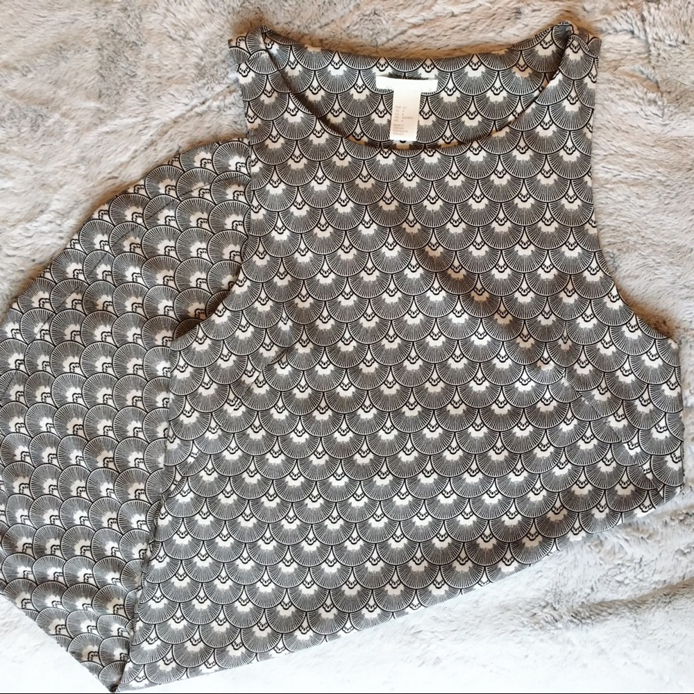H&M Black and White Patterned Dress Size 4
